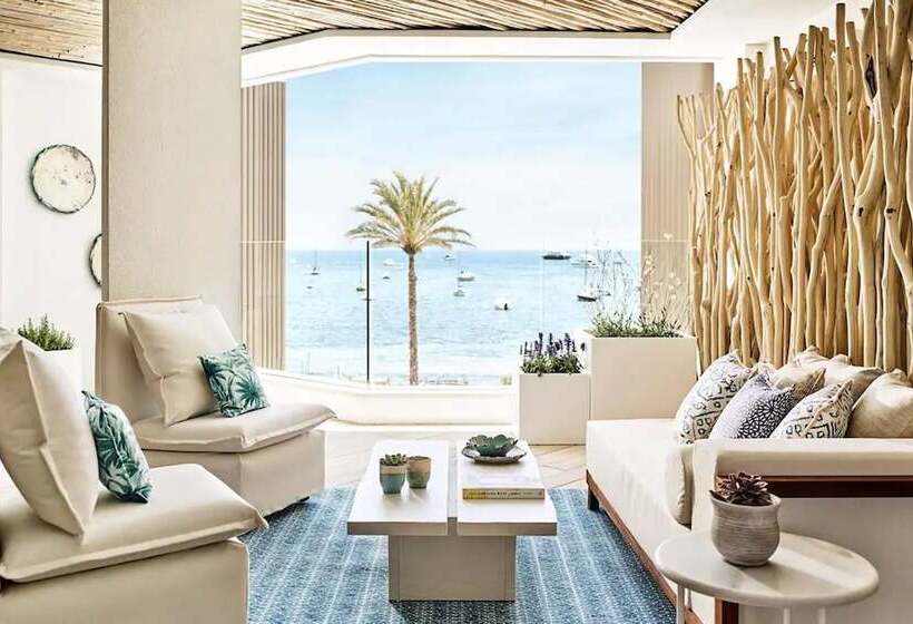Deluxe Suite Sea View, Nobu Hotel Ibiza Bay
