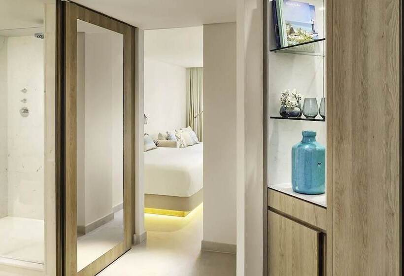 اتاق استاندارد با چشم‌انداز دریا, Nobu Hotel Ibiza Bay