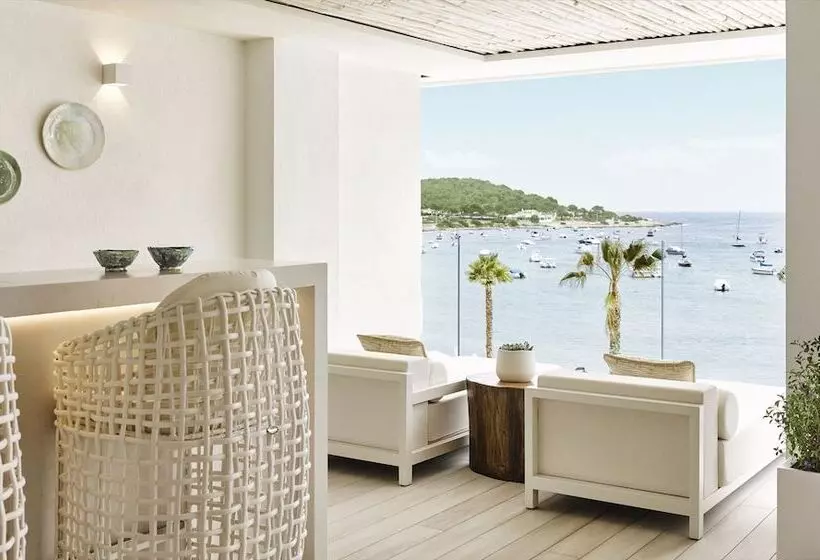 سوئیت رویال, Nobu Hotel Ibiza Bay