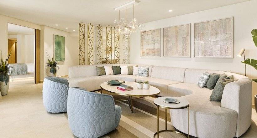 سوئیت رویال, Nobu Hotel Ibiza Bay
