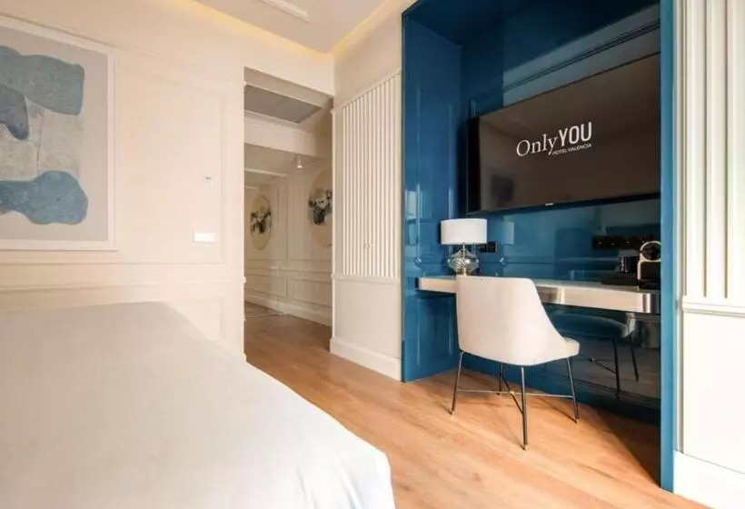 スタンダードインサイドビュールーム, Only You Hotel Valencia