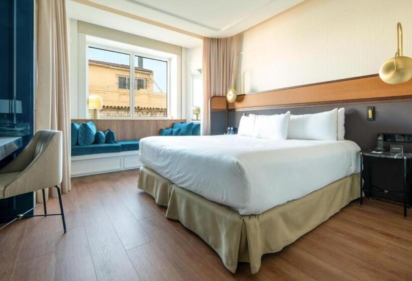 غرفة بريميوم, Only You Hotel Valencia