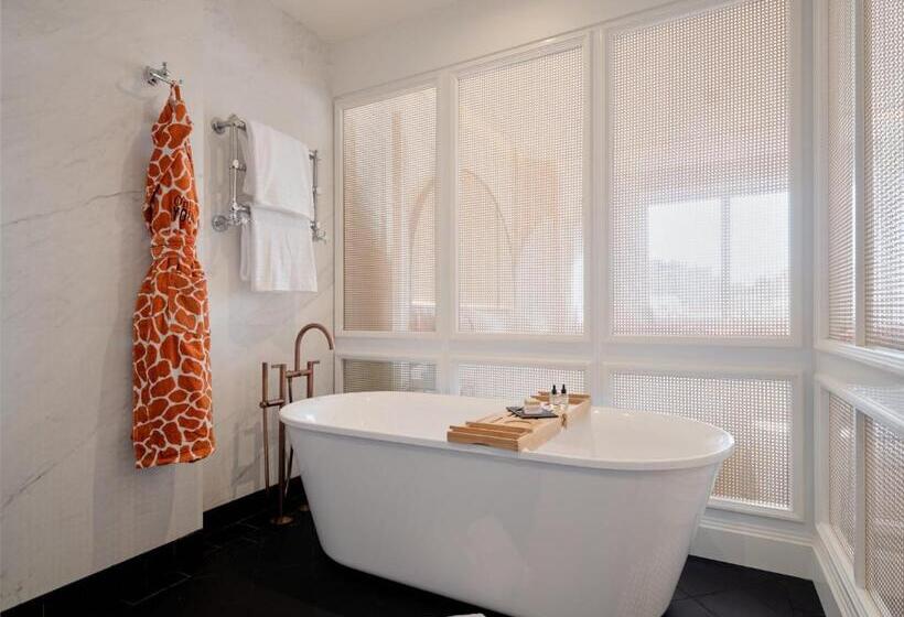 جناح رئاسى, Only You Hotel Valencia