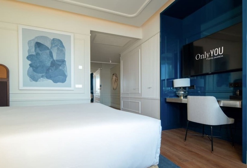 غرفة قياسية داخلية, Only You Hotel Valencia