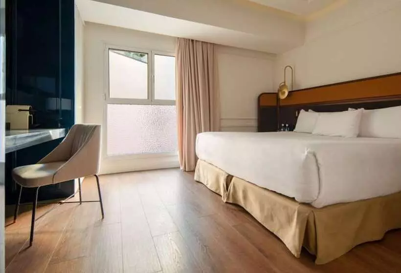 スタンダードインサイドビュールーム, Only You Hotel Valencia