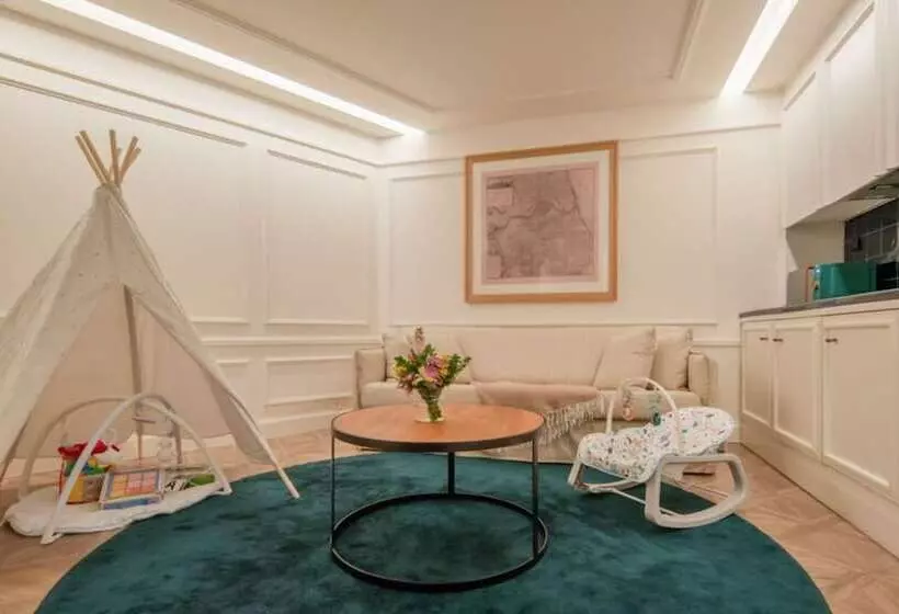スイート, Only You Hotel Valencia