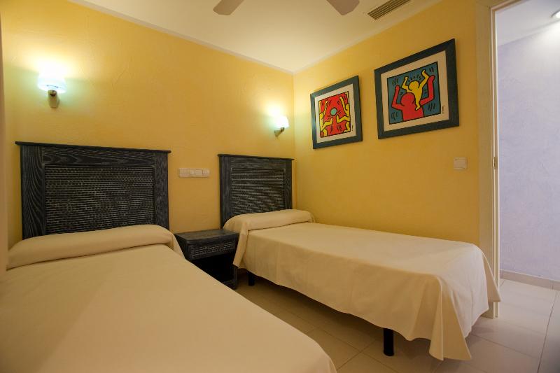 침실 2개 아파트, Royal Son Bou Family Club