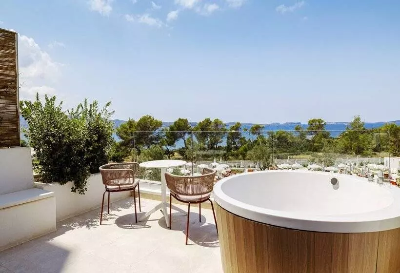 سوئیت جونیور با ماساژ آبی, Trs Ibiza Hotel - Adults Only