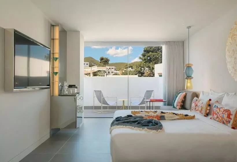 اتاق استاندارد با تخت دوبل, W Ibiza