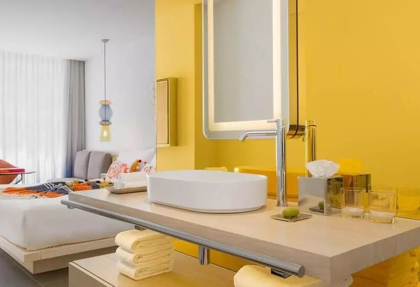 اتاق استاندارد با تخت دوبل, W Ibiza