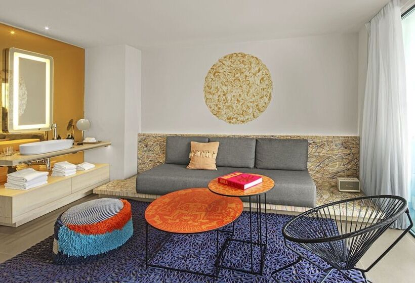 Номер Стандарт Двуспальная Кровать Вид на Город, W Ibiza