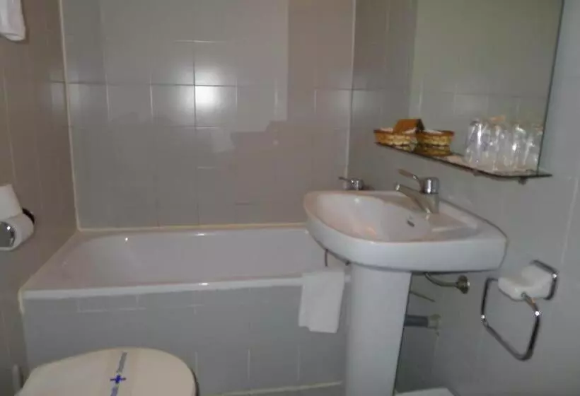 スタンダードシングルルーム, Aero Hotel Cerdanya Ca L Eudald