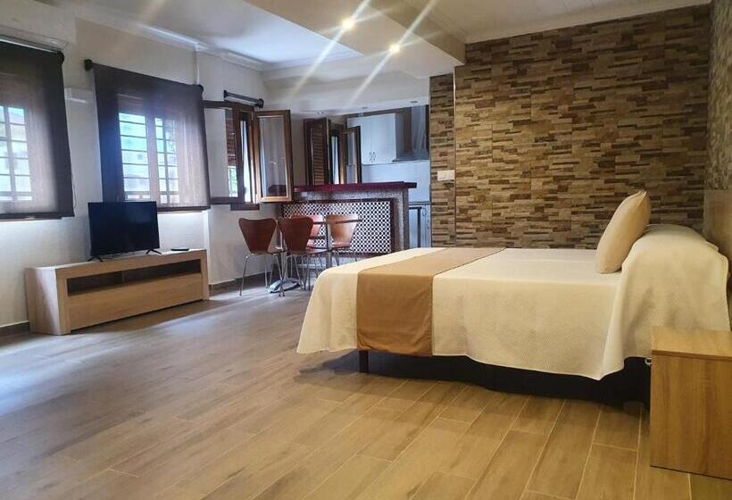 Студия Стандарт, H. Ciudad De Lepe