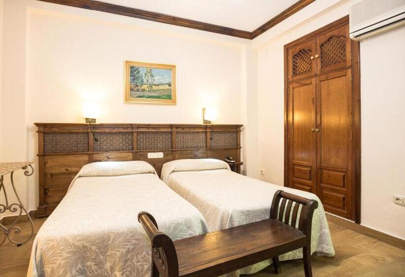 Chambre Familiale, América