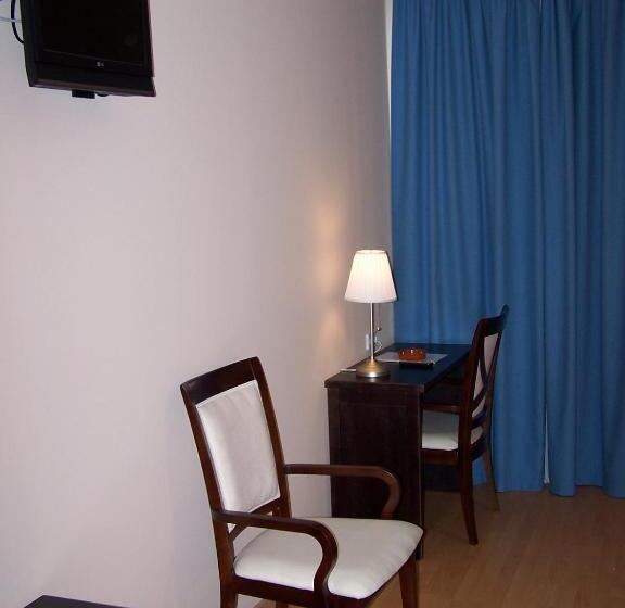 Номер Стандарт Индивидуальный, Castillo