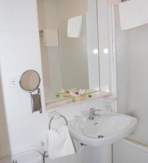 Номер Стандарт Индивидуальный, Castillo