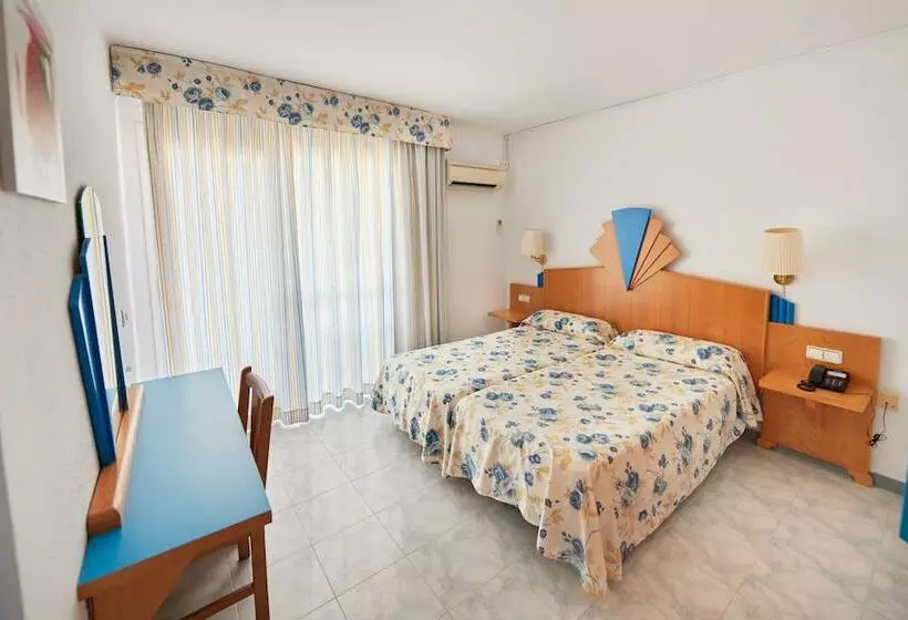 Quarto standard, Checkin Blanes