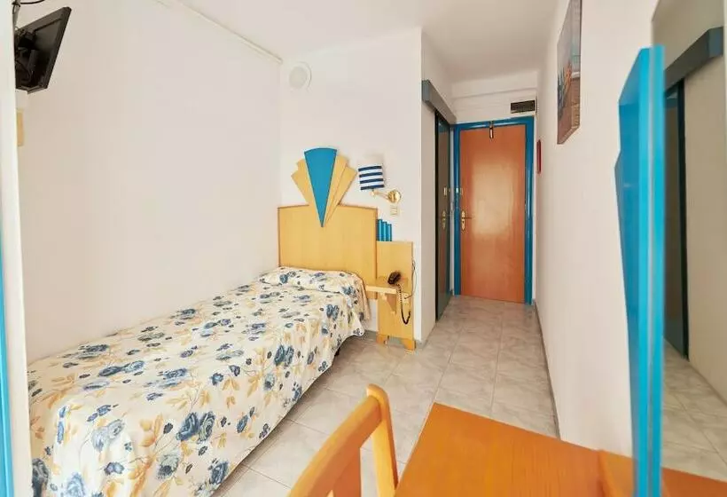 Quarto Standard Individual Vista Mar, Checkin Blanes