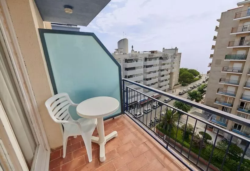 Quarto Standard Individual Vista Mar, Checkin Blanes