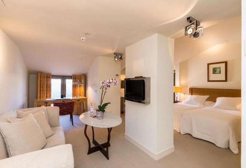 סוויטת ג'וניור, Mim Sotogrande