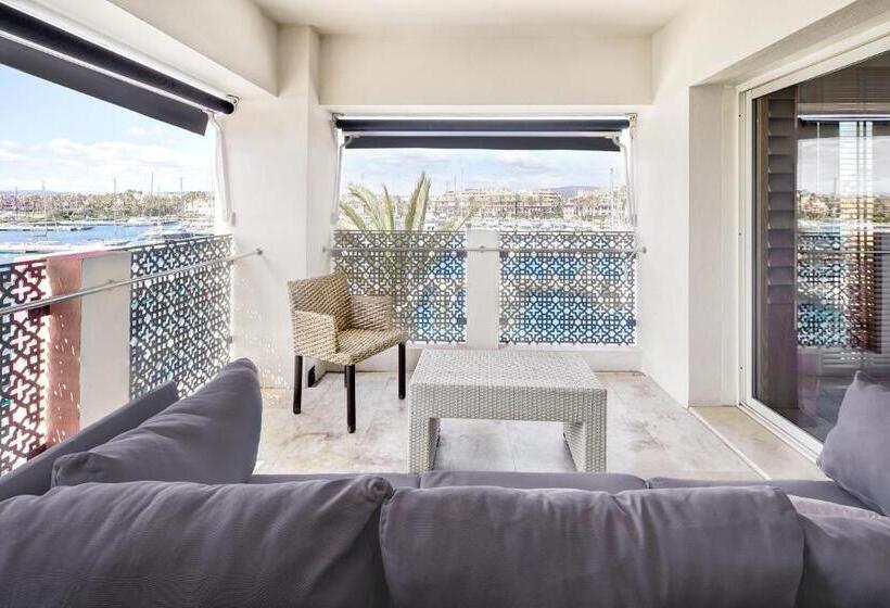 סוויטה עם טרסה, Mim Sotogrande