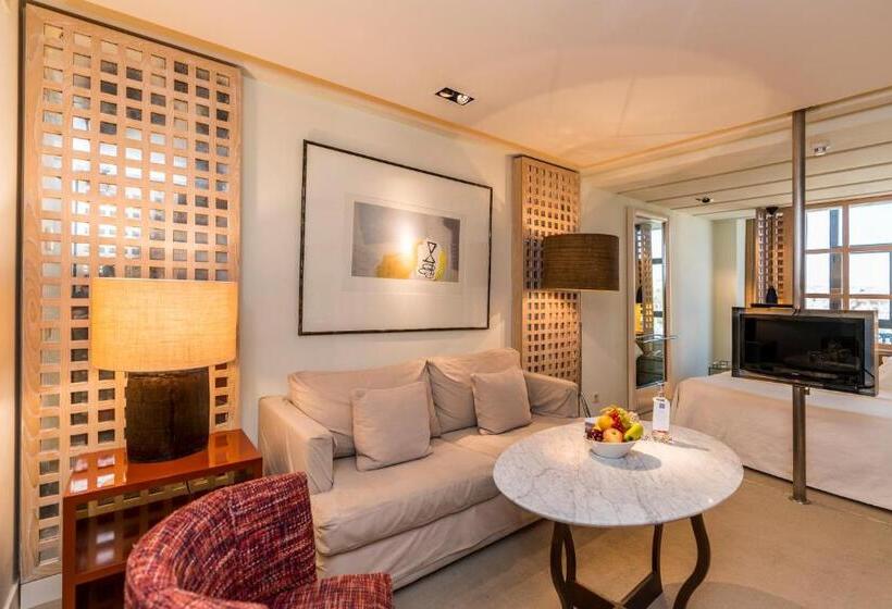 חדר דלוקס, Mim Sotogrande