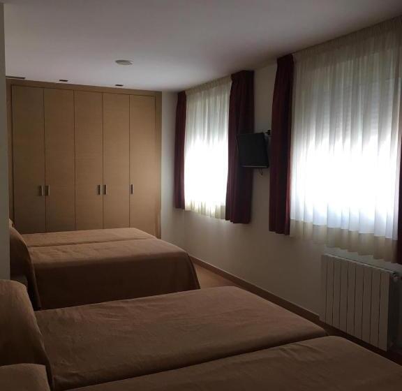 패밀리 룸, Dona Lola