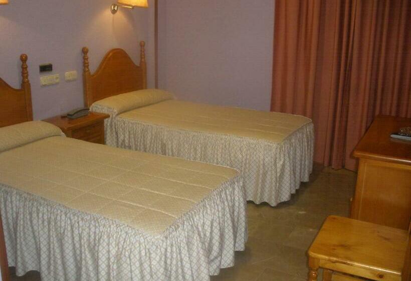 اتاق استاندارد, Elena María