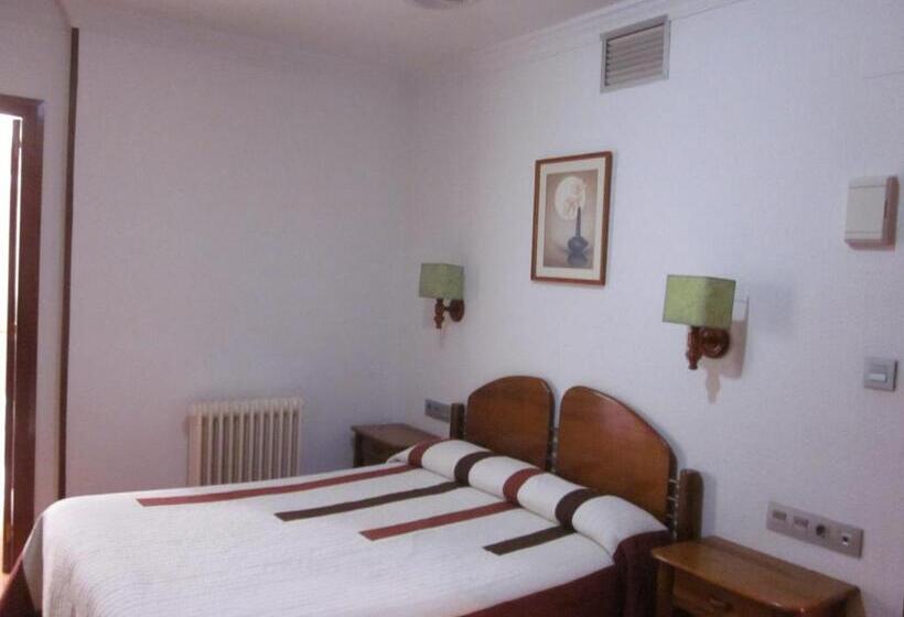 اتاق استاندارد, Elena María