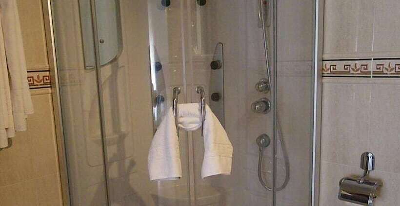 스탠다드 룸, Eumesa