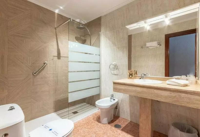 Standard Room, Gala