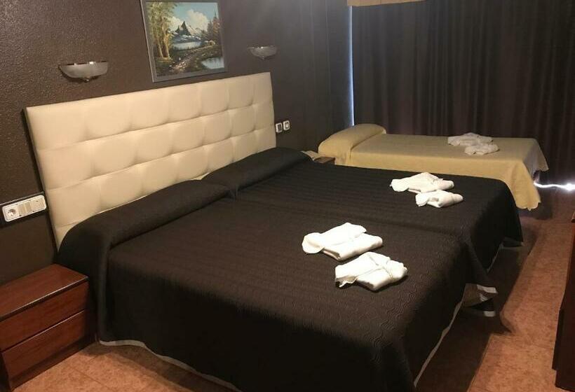 اتاق استاندارد سه نفره, Gala