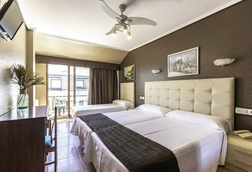 اتاق استاندارد سه نفره, Gala