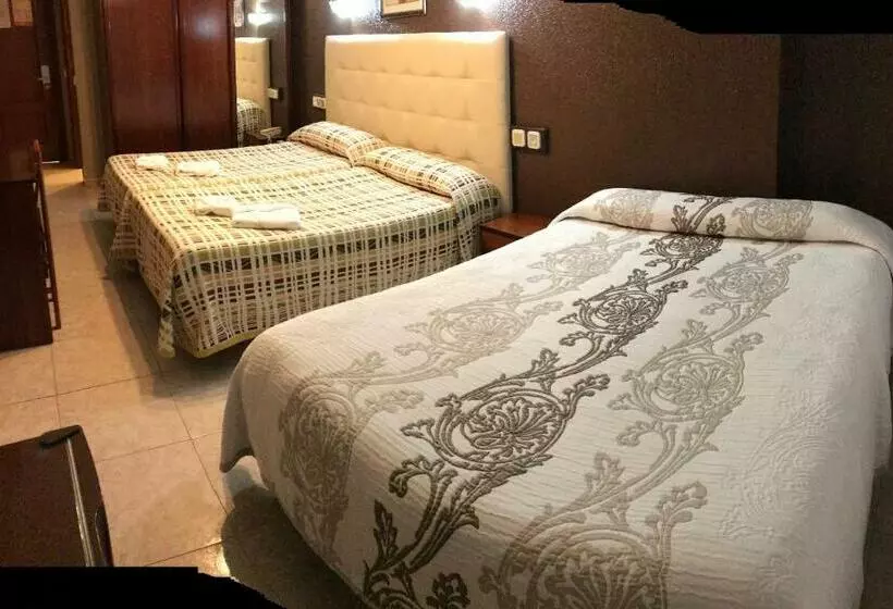 Family Room, Gala