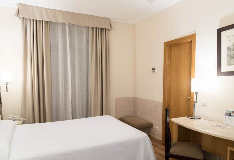 اتاق سوپریور با چشمانداز شهر, Inglaterra