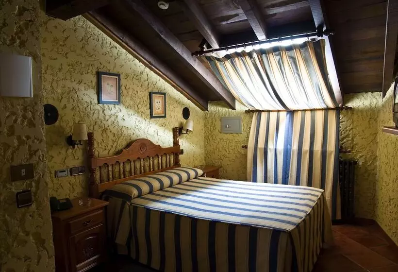 Standart Oda, La Casona De Luis