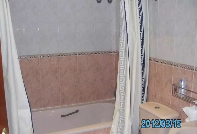 Chambre Quadruple Standard, La Duquesa