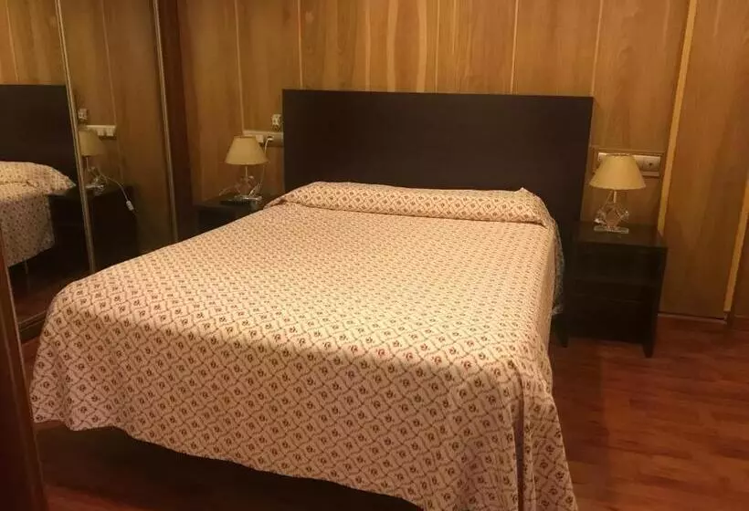 Chambre Standard, La Duquesa