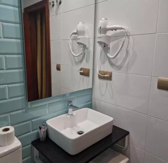 Chambre Standard, La Duquesa