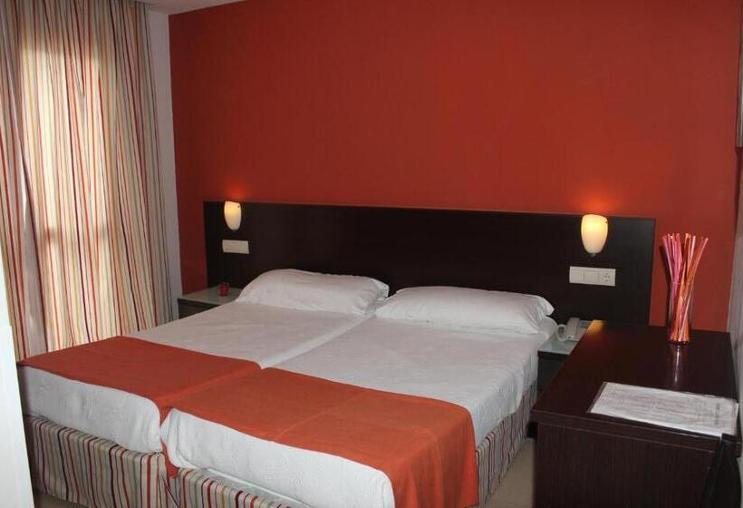 اتاق استاندارد, La Mirada