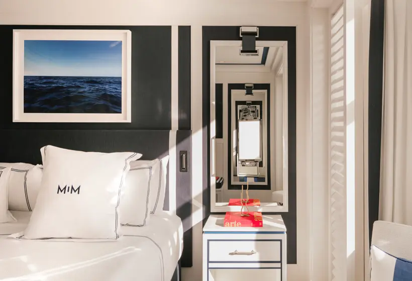 اتاق لوکس با چشمانداز دریا, Mim Sotogrande Meliá Collection