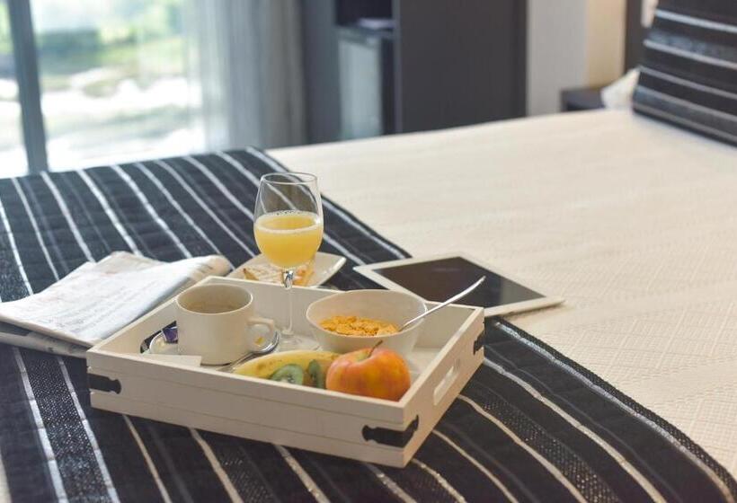 スーペリアールーム, Noia