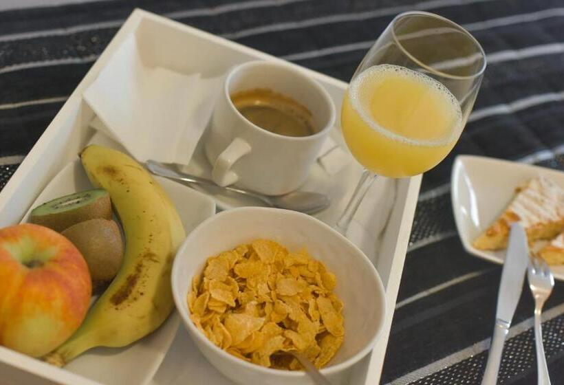 スタンダードルーム, Noia