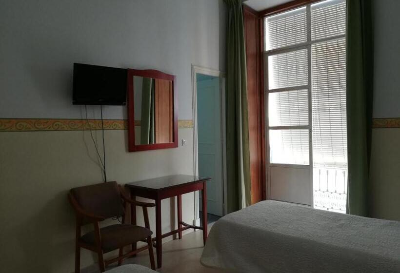 스탠다드 룸, Nuevo