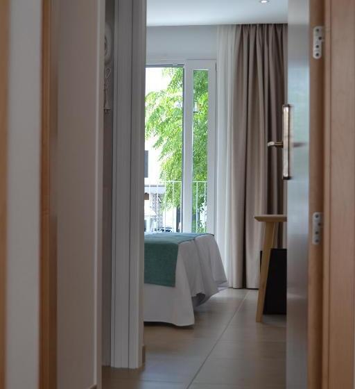 デラックスルーム, Oasis