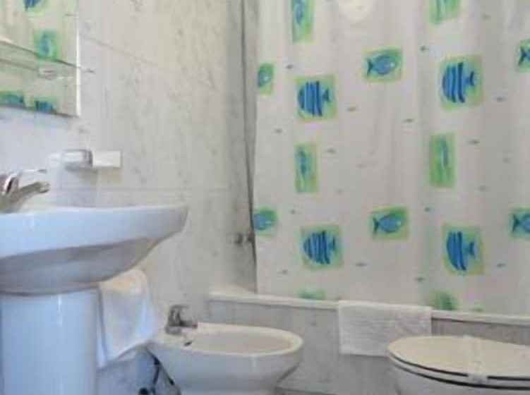 オーシャンビュースタンダードルーム, Oasis