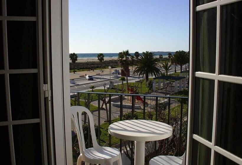 オーシャンビュースタンダードルーム, Oasis