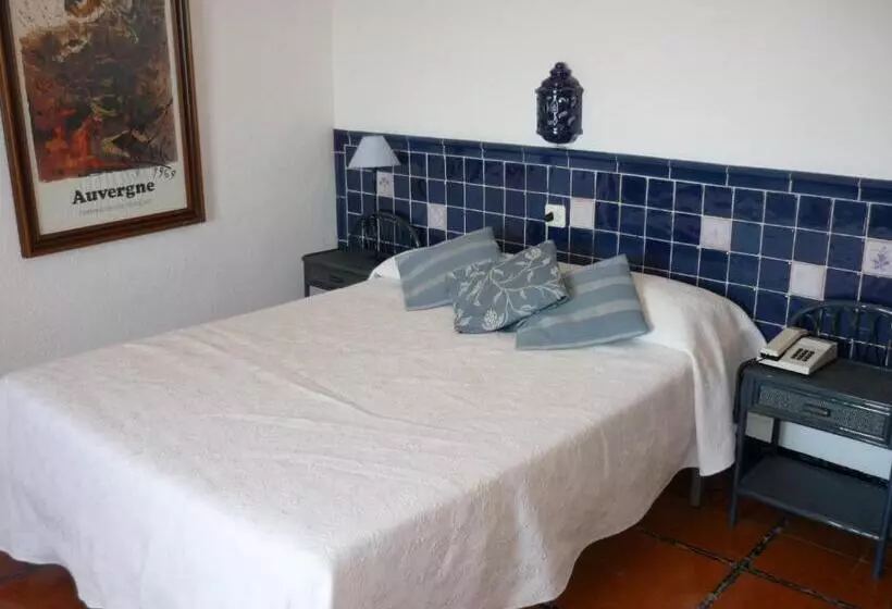 Chambre Supérieure Vue Mer, Port Lligat