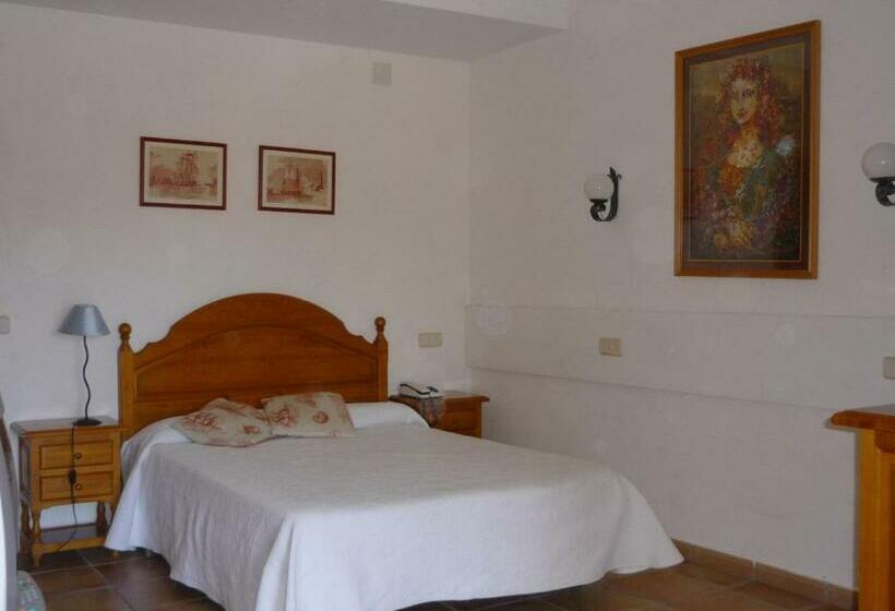 חדר סטנדרט צדדי נוף לים, Port Lligat