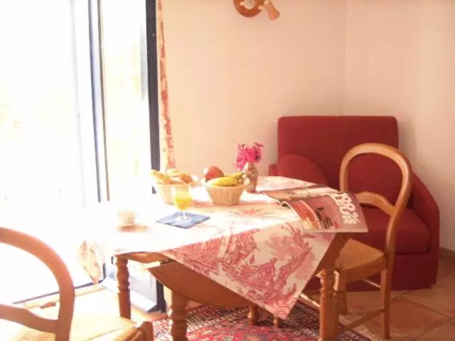 Chambre Supérieure Vue Mer Latérale, Port Lligat